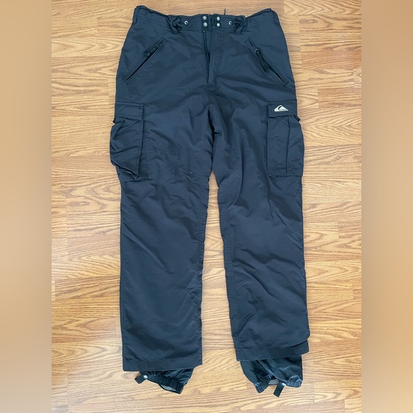 Quiksilver Cargo Snowboard Pants - Picture 1 of 4